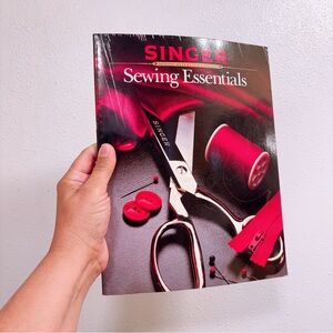 Singer Sewing Essentials Book